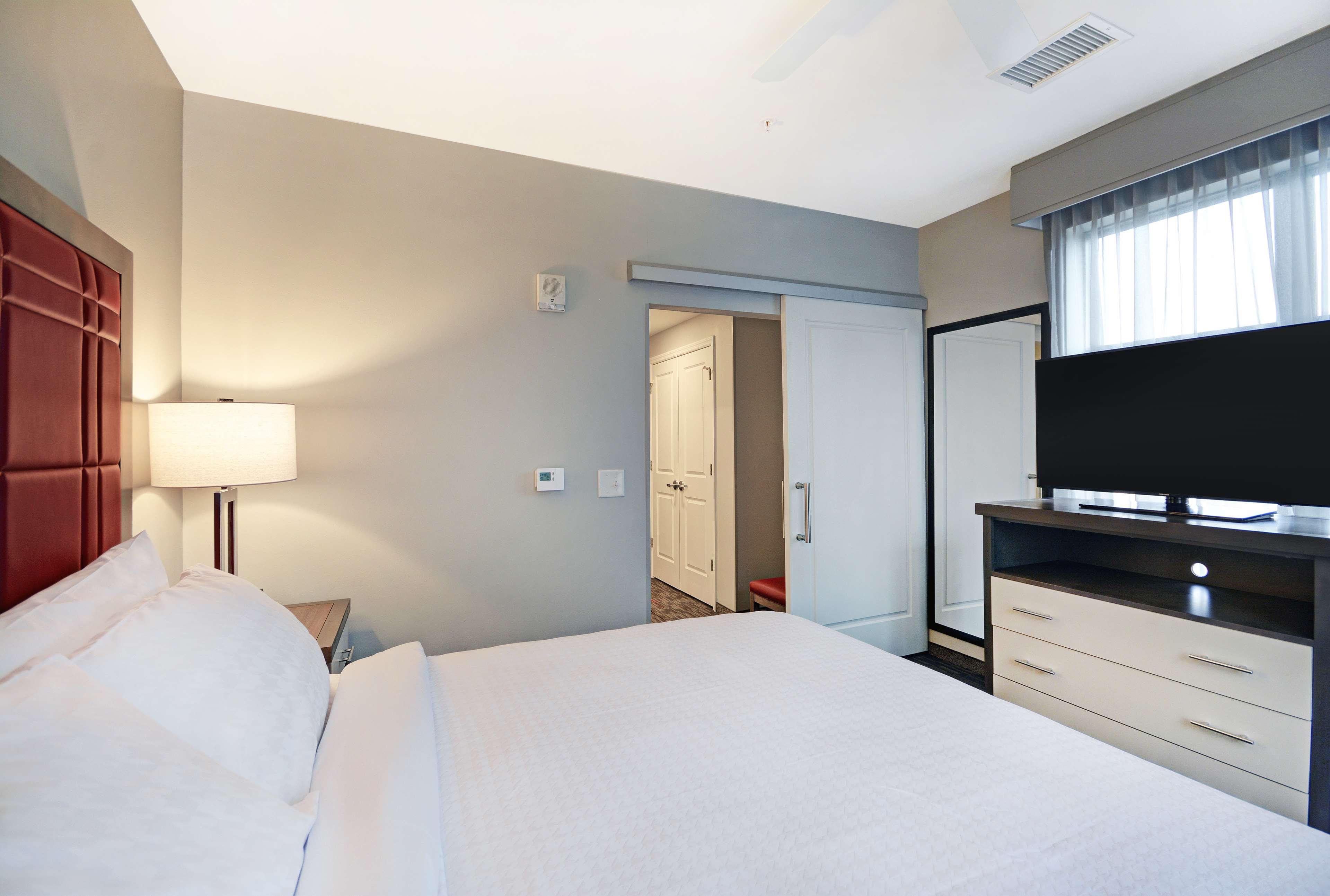 Homewood Suites By Hilton Athens Downtown University Area Экстерьер фото